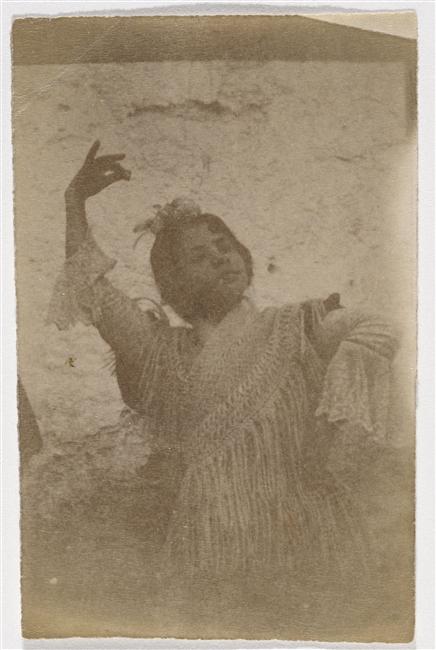 Gitane Dansant (aristotype), 1901